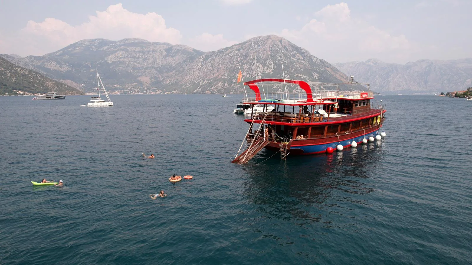 KNEZ LIPOVAC III ship photo 2