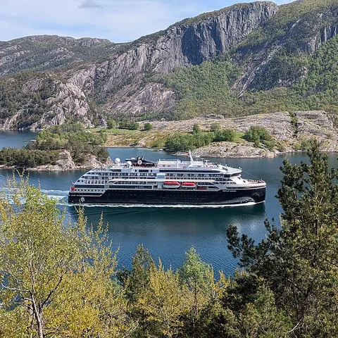 MS Fridtjof Nansen