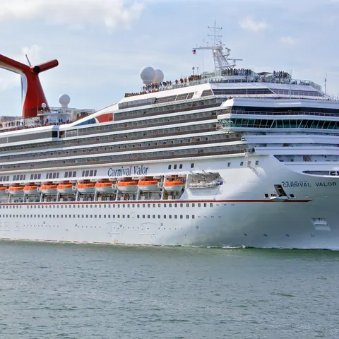 Carnival Valor