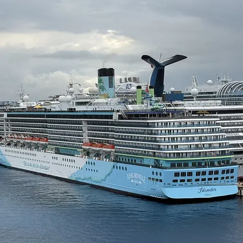 Margaritaville At Sea Islander