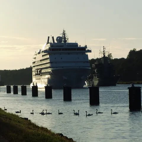Seven Seas Navigator