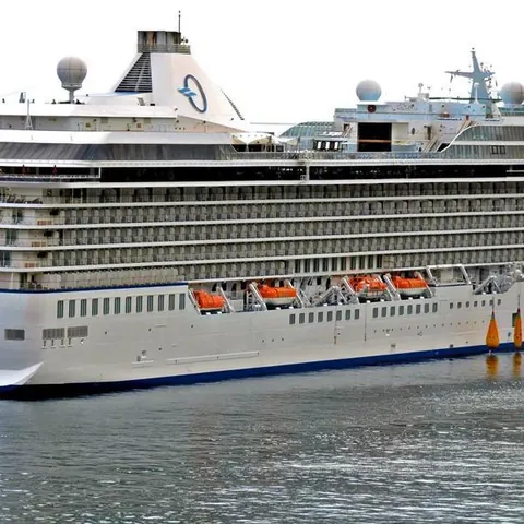 Oceania Marina