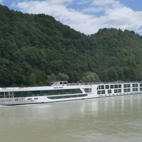 Scenic Amber