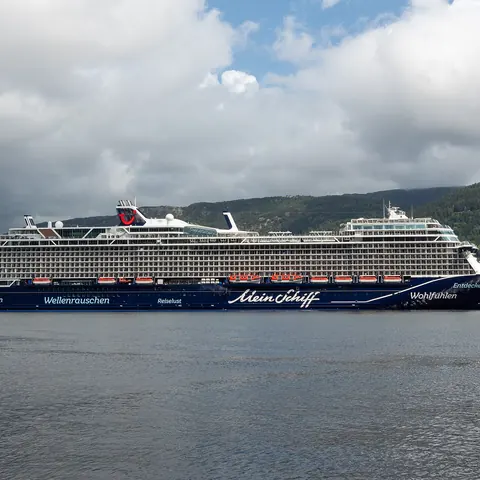 Mein Schiff 7