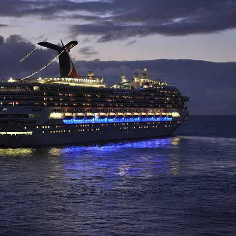 Carnival Glory
